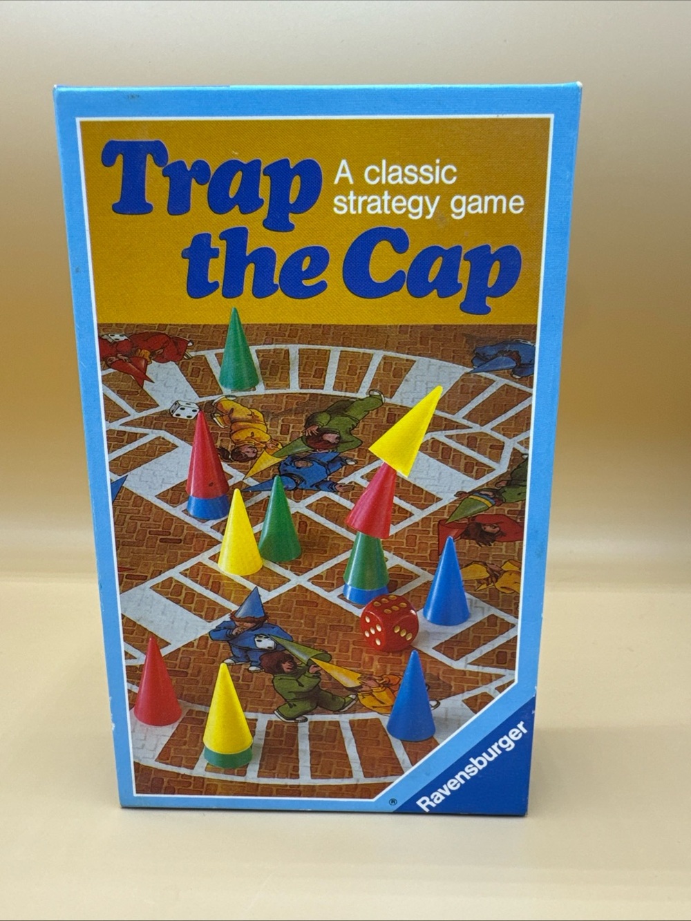 Ravensburger “Trap the Cap” #4379 1986 Made in West Germany VTG Complete